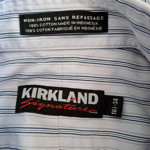 Bundle of 2 dress shirts - Picture 3 of 7